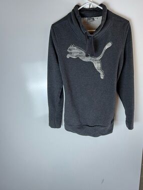 Puma Gray Hoodie Big Logo Pullover Sweatshirt Womens Small Athleisure Casual